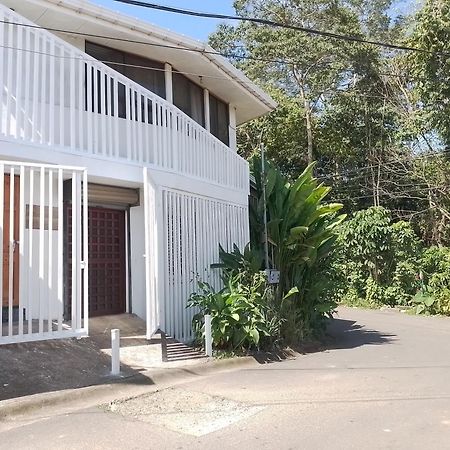 Space One Manuel Antonio Exterior foto